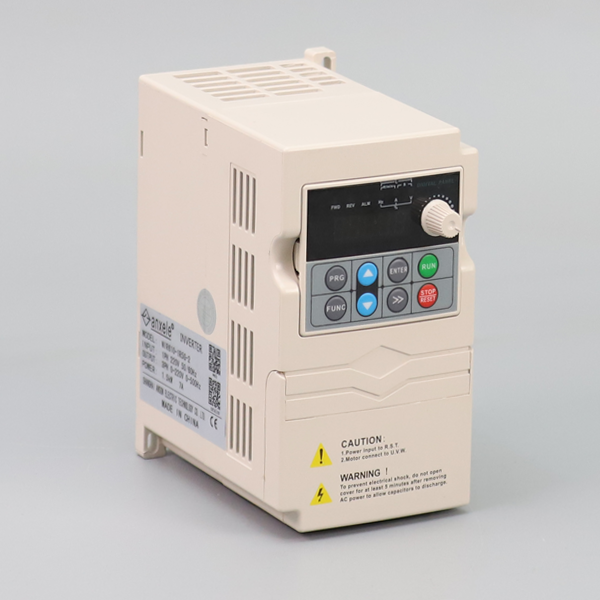 Inverter Pump อินเวอร์ปั้มโซลาร์เซลล์ ขนาด 0.75 /1.5 / 2.5 kW warranty 1Y 2.5 kW